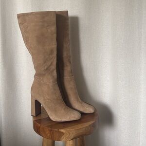 Elegant Tan Knee-High Women's Boots